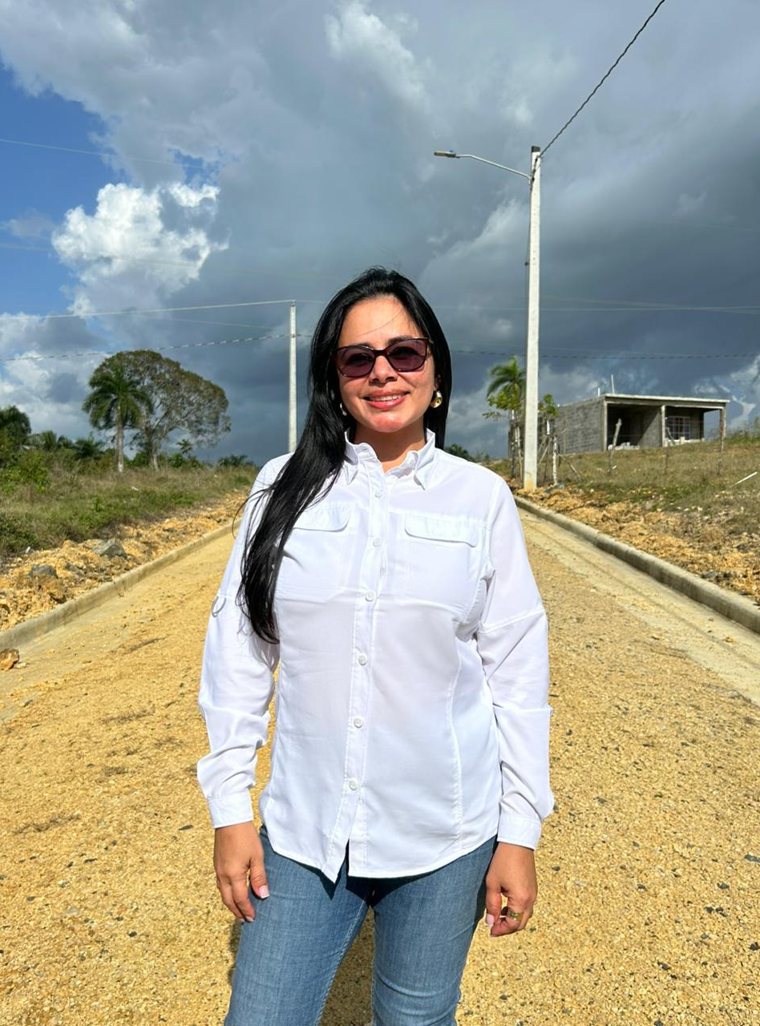 Laumarys Leal en uno de los proyectos